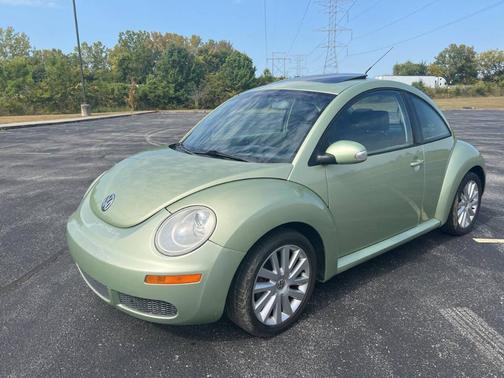2008 Volkswagen New Beetle SE