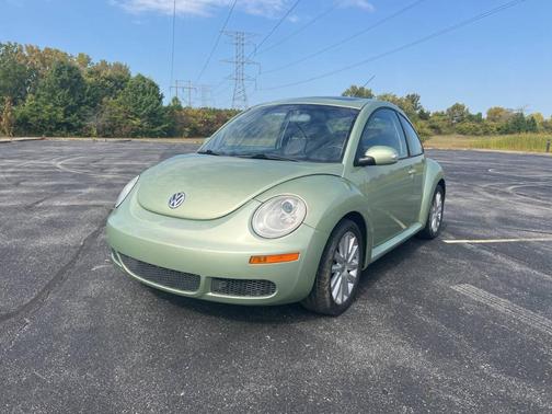 2008 Volkswagen New Beetle SE