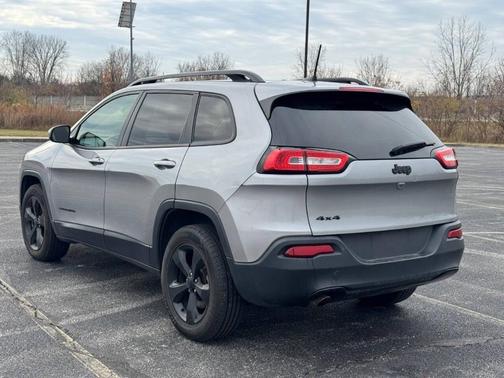 2016 Jeep Cherokee Altitude