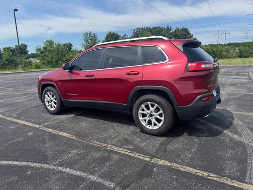 2016 Jeep Cherokee Altitude