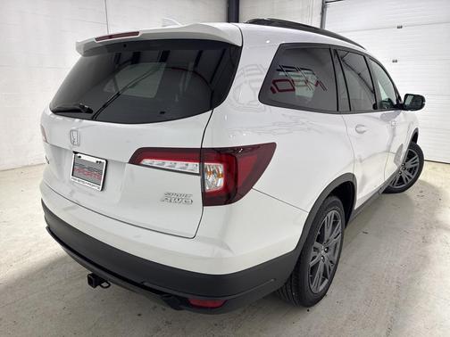 2022 Honda Pilot AWD Sport