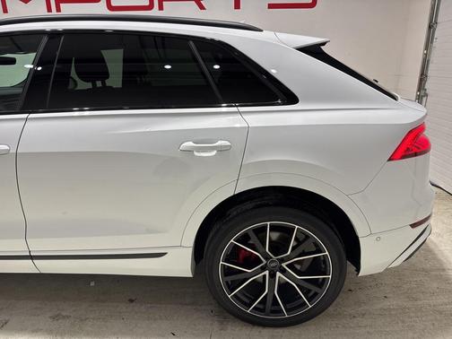 2020 Audi Q8 55 Premium Plus