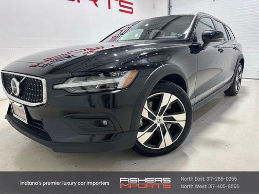 2023 Volvo V60 Cross Country B5 Plus