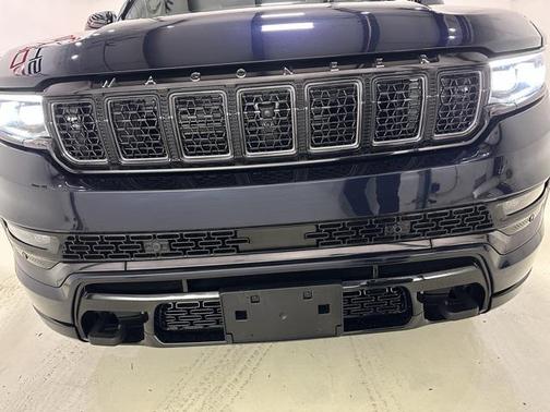 2024 Jeep Grand Wagoneer Series II Obsidian