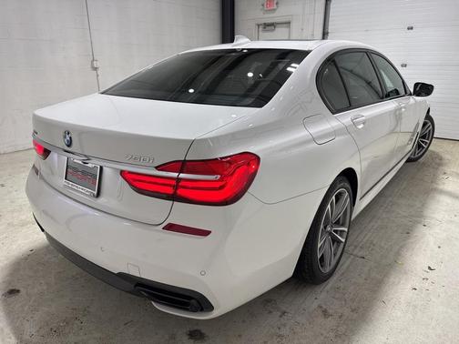 2019 BMW 750 i xDrive