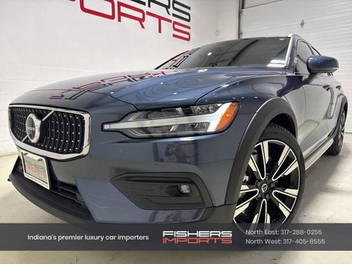 2025 Volvo V60 Cross Country B5 Ultra