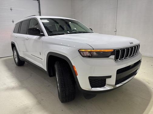 2022 Jeep Grand Cherokee L Laredo