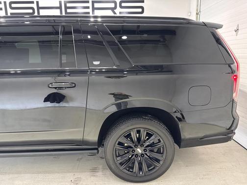 2024 Cadillac Escalade ESV Sport Platinum