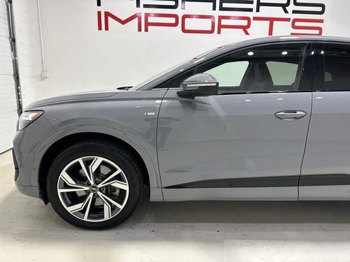 2024 Audi Q4 e-tron Premium Plus 50 quattro