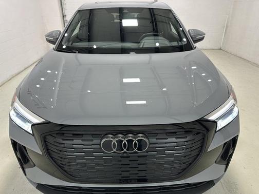 2024 Audi Q4 e-tron Premium Plus 50 quattro