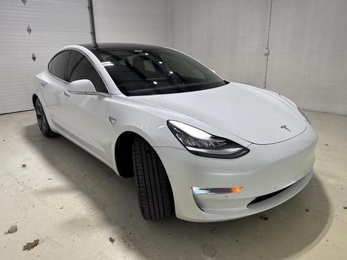 2019 Tesla Model 3 Long Range