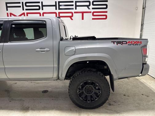 2020 Toyota Tacoma TRD Sport