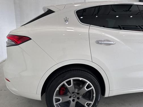 2023 Maserati Levante GT