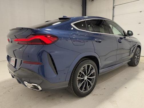 2023 BMW X6 xDrive40i