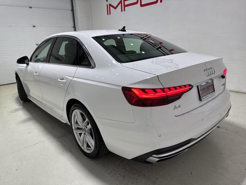 2023 Audi A4 45 S line Premium
