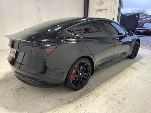 2019 Tesla Model 3 Performance