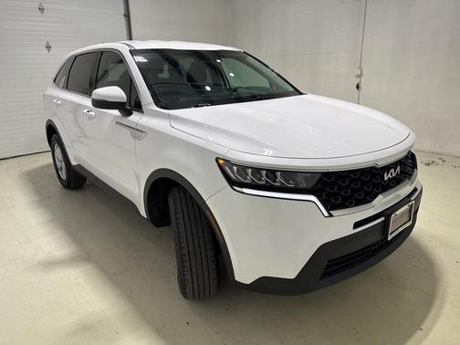 2023 Kia Sorento LX