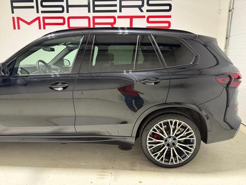 Gray 2025 BMW X5 xDrive40i