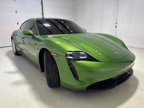 2022 Porsche Taycan Base