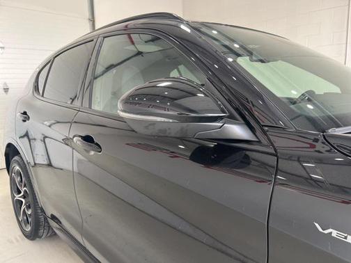 2022 Alfa Romeo Stelvio Ti