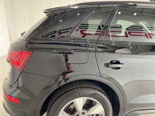 2025 Audi Q5 40 Premium
