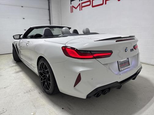 2022 BMW M8 Competition