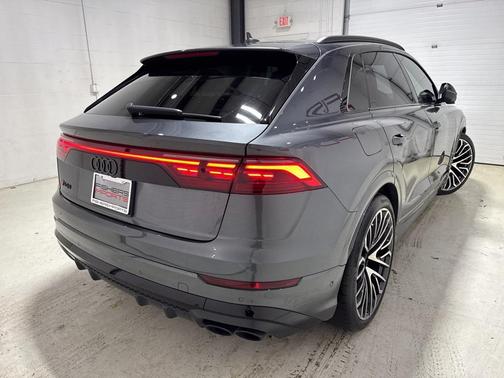2025 Audi SQ8 4.0T Prestige