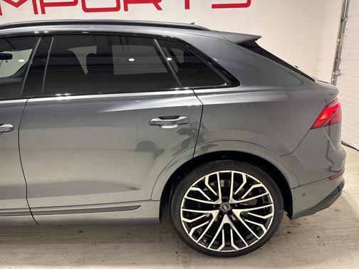 2025 Audi SQ8 4.0T Prestige