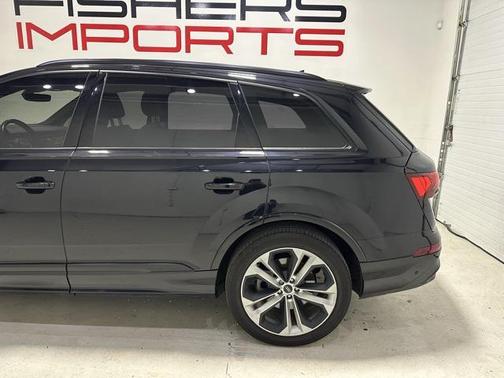 2021 Audi Q7 55 Prestige