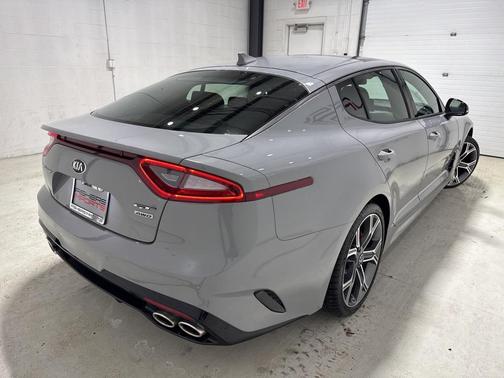 2021 Kia Stinger GT2