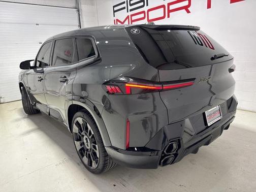 2023 BMW XM Base