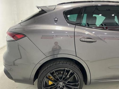2022 Maserati Levante Modena S