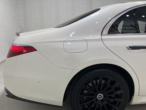 2022 Mercedes-Benz S-Class 4MATIC