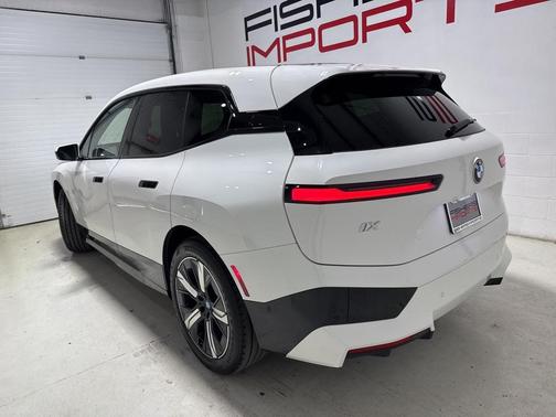2024 BMW iX xDrive50