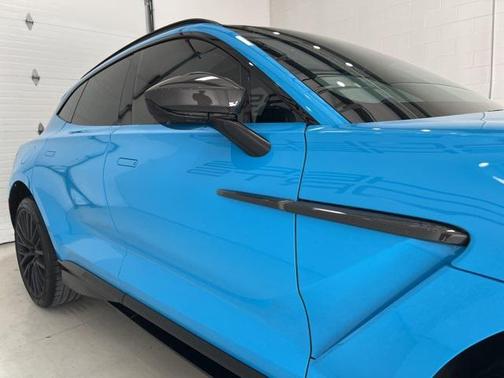 2023 Aston Martin DBX 707