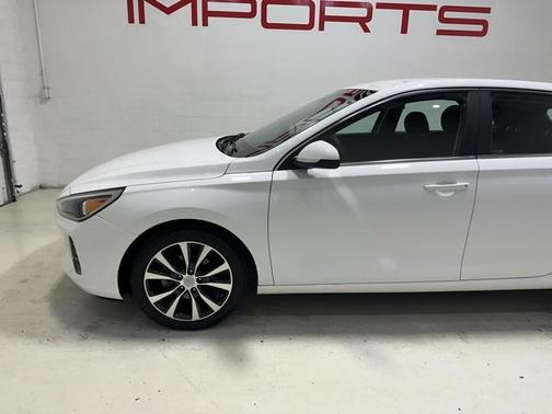 2018 Hyundai Elantra GT Base