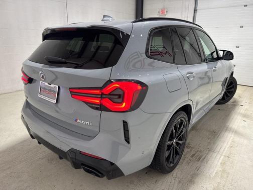 2023 BMW X3 M40i