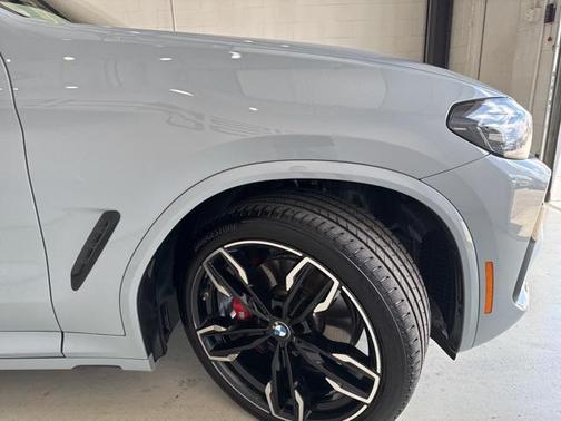 2024 BMW X3 M40i