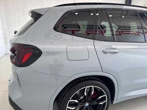 2024 BMW X3 M40i