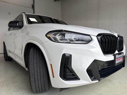 2022 BMW X3 M40i
