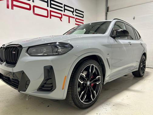 Gray 2024 BMW X3 M40i
