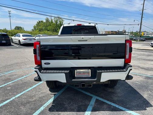 Star White Metallic Tri-Coat 2025 Ford F-250 Platinum