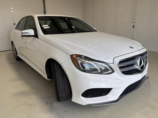 2016 Mercedes-Benz E-Class 4MATIC