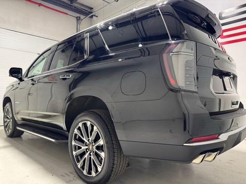 Black 2025 Chevrolet Tahoe High Country