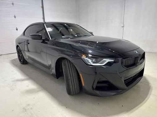 2023 BMW 230 i xDrive