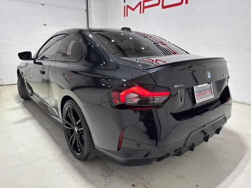 2023 BMW 230 i xDrive