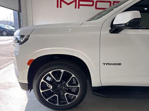 2024 Chevrolet Tahoe 4WD RST