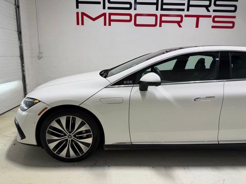 White 2023 Mercedes-Benz EQE 350 4MATIC+