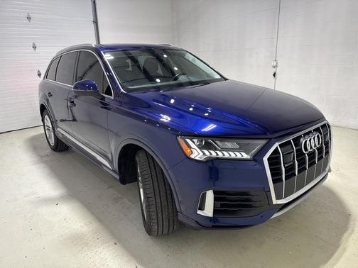 2024 Audi Q7 55 Premium Plus