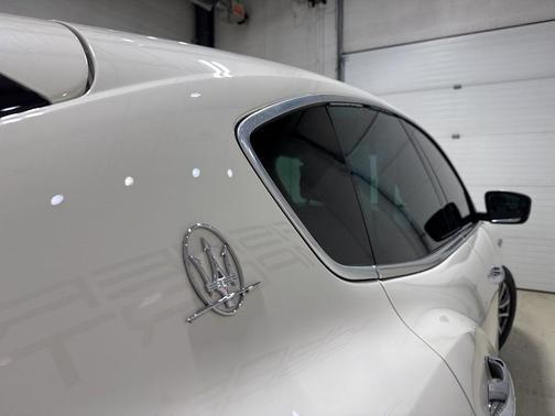 2021 Maserati Levante Base